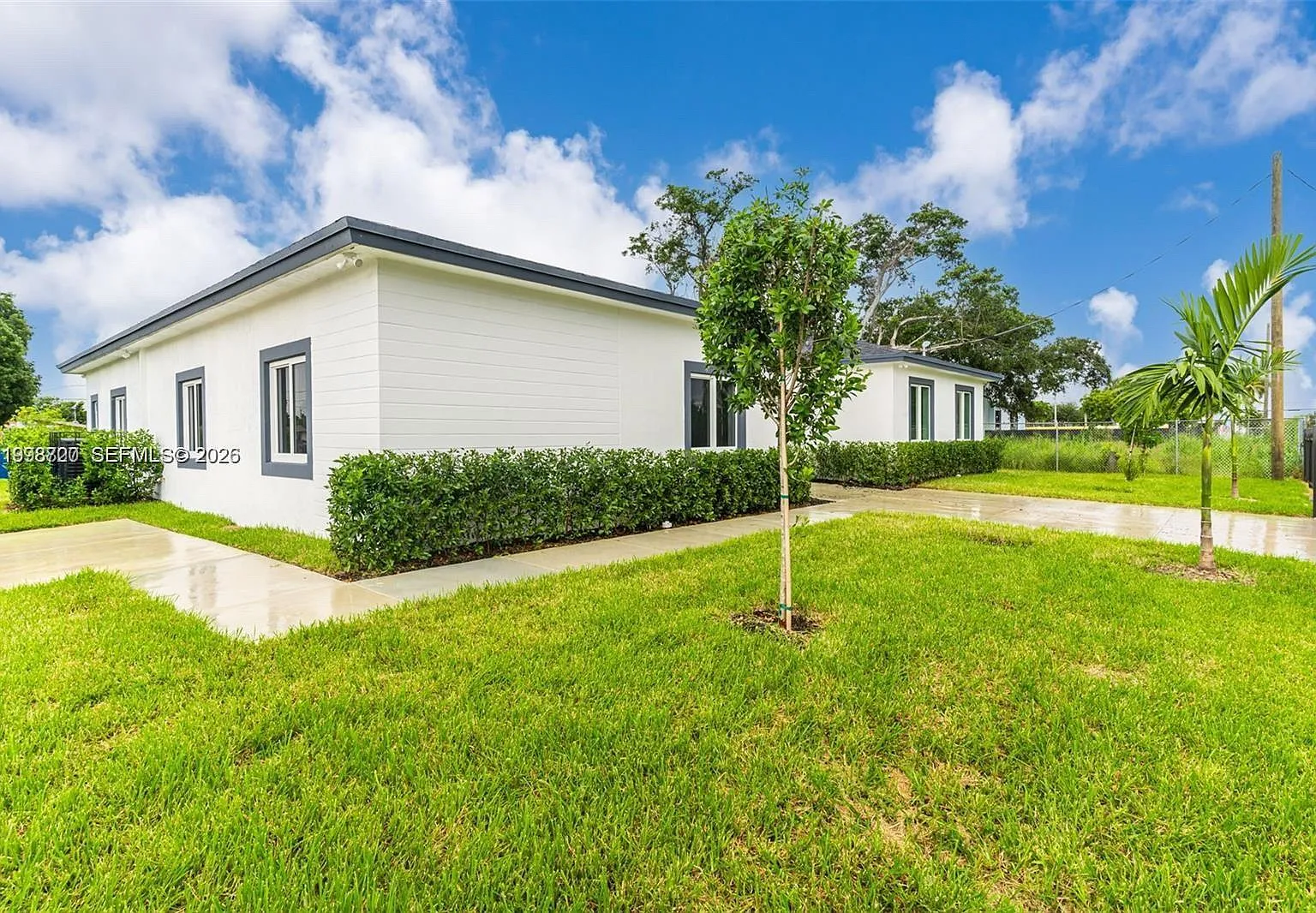 4 bed, 1644 sqft, $3,500 — Photo 3