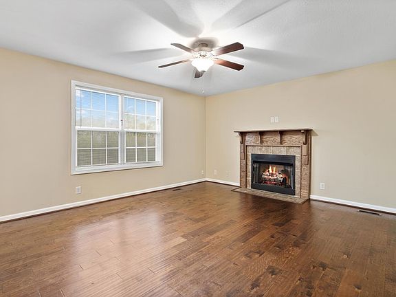 5th image of 974 Dwight Eisenhower Way