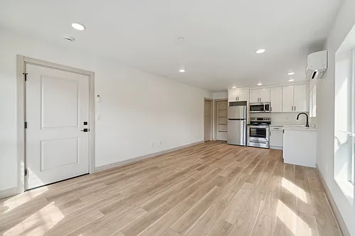 1512 12th Ave S Photo 1