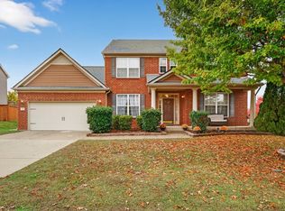 12 Gibson Dr, Lebanon, TN 37087