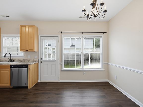 4th image of 217 Dairy Rd