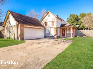 15610 Riverside Grove Dr, Houston, TX 77083