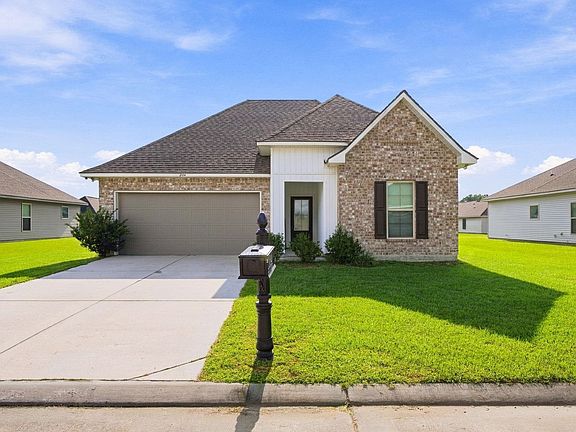 3rd image of 284 Shadow Pointe Rd