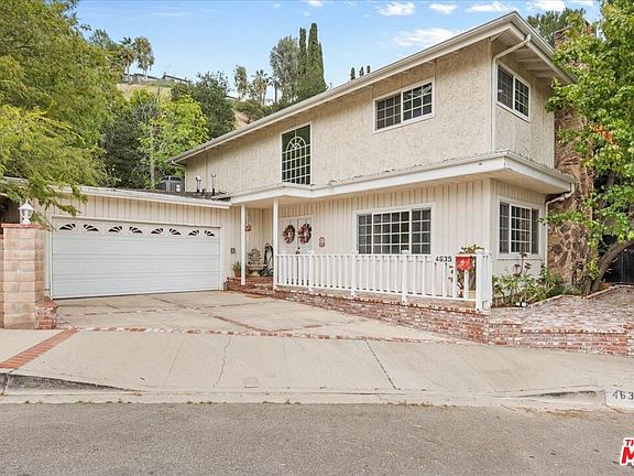 5th image of 4635 Esparto St