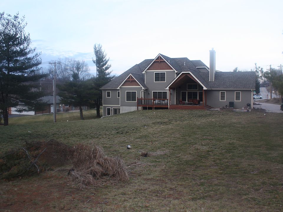2nd image of 848 Dielman Rd