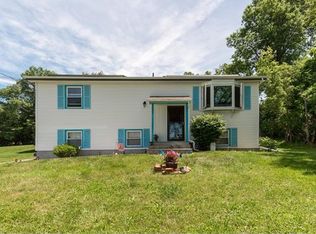 26 Top O Hill Rd, Wappingers Falls, NY 12590