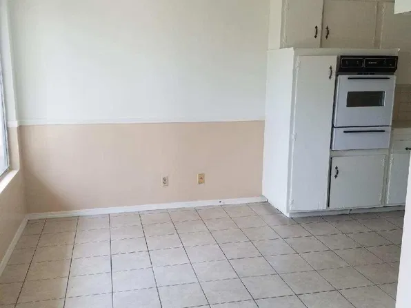 1530 Pacific Ave APT 2D, Long Beach, CA 90813