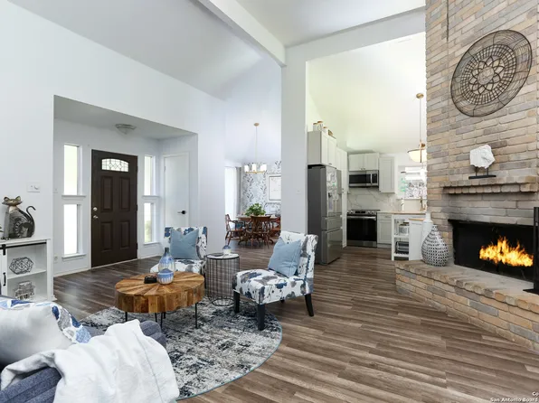 10921 FOREST FARM, Live Oak, TX 78233