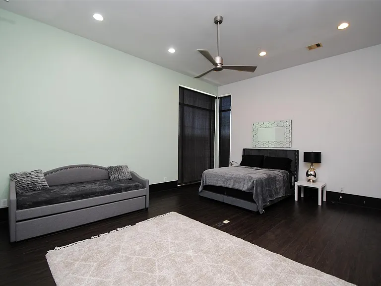 4118 Floyd St #A — Photo 24