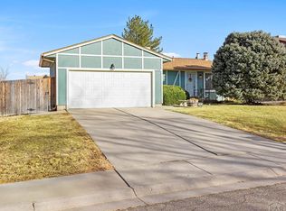 2309 Newcastle Dr, Pueblo, CO 81008