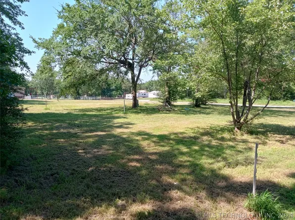 108595 Seabreeze Dr, Checotah, OK 74426