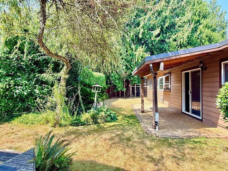 6222 Bluff Pl — Photo 17