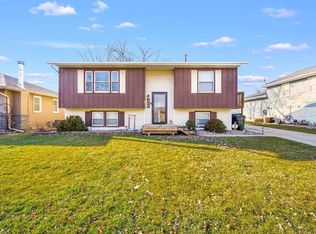 1146 Fleur Dr, Waterloo, IA 50701