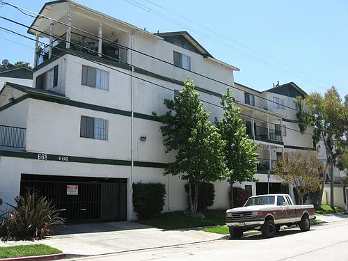 668 Lavetta Terrace St #668 Photo 1