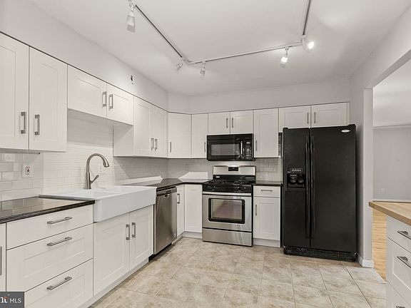 5th image of 1219 White Mills Rd
