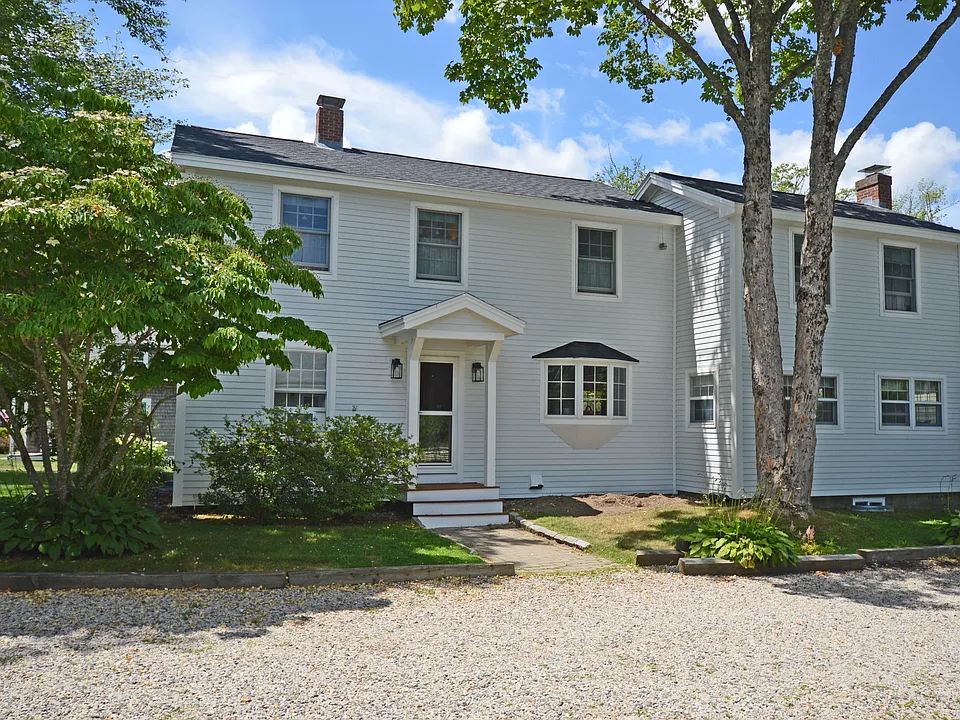 32 Wildwood Ave