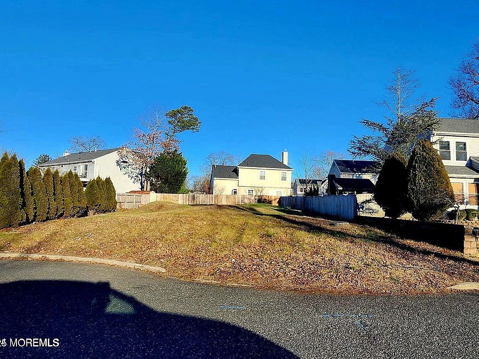 2nd image of 1079 California Court