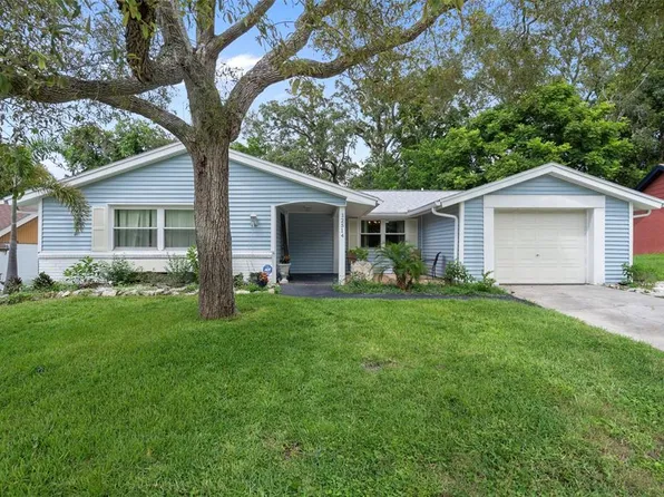 12514 Coffee Hill Row, Hudson, FL 34667