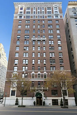 Sold by Compass | media 26