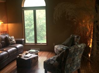 5555 Windridge Rd, Oregon, WI 53575