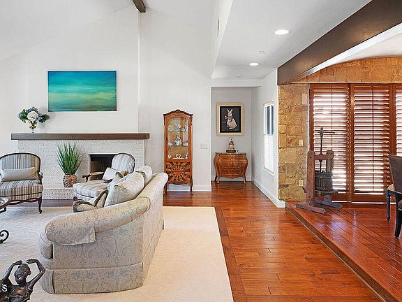 4th image of 2860 Las Brisas Dr
