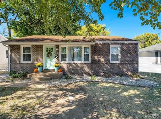 865 Boone St, Florissant, MO 63031