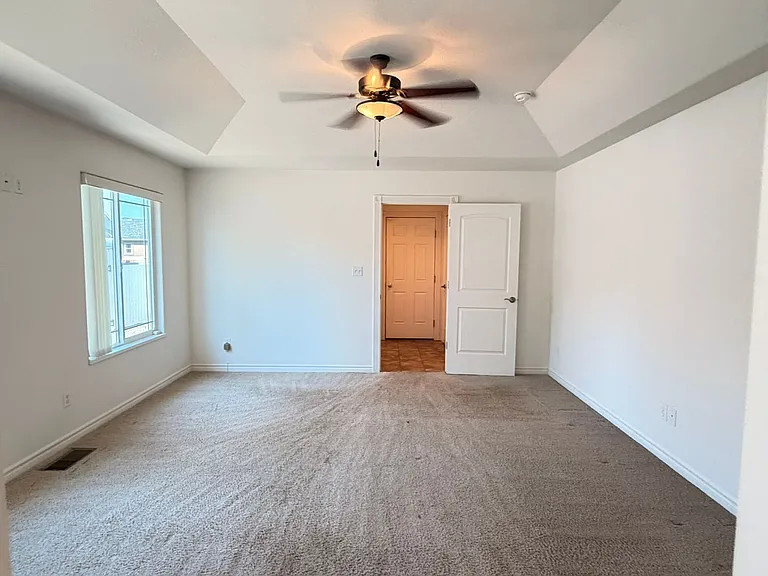 646 Cortney Way — Photo 14