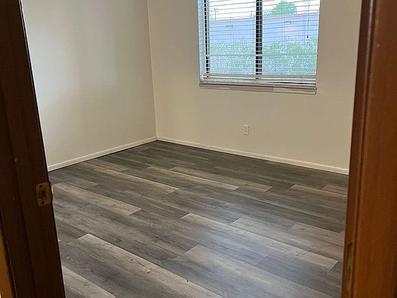 3rd image of 6311 N Barcelona Ct Unit 1019