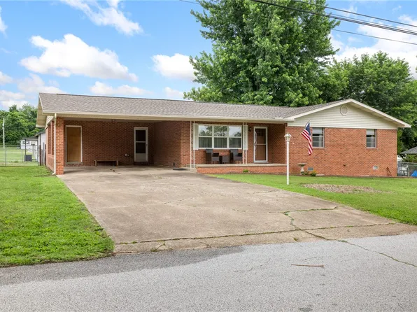 113 Russell Dr, Harrison, AR 72601