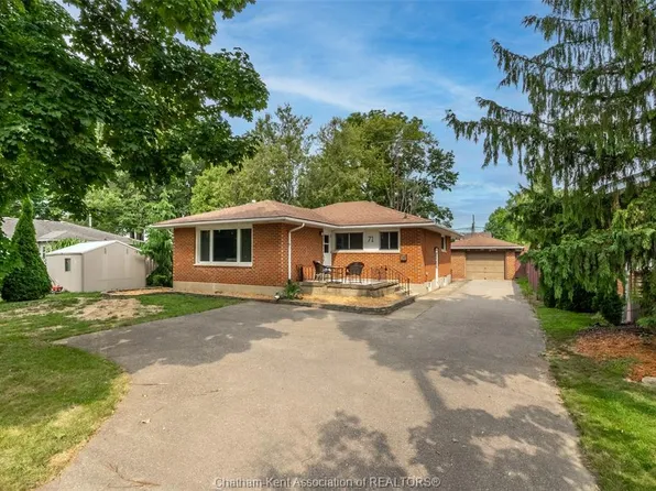 71 McFarlane Ave, Chatham Kent, ON N7L 2K3