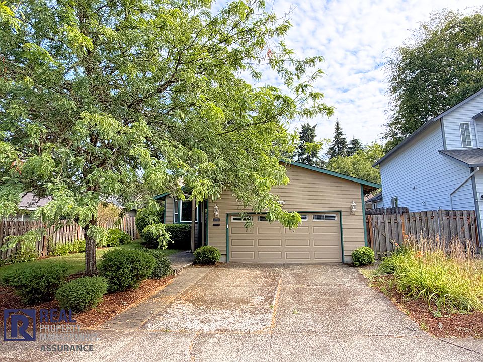 1st image of 15027 SW Barcelona Way