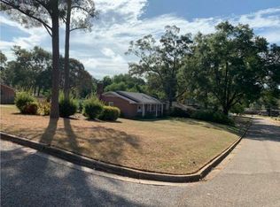 318 Walker St, Prattville, AL 36066