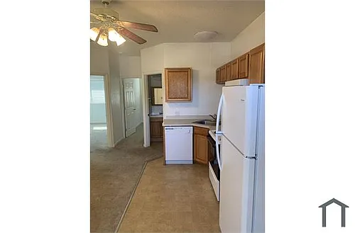 605 W 16th St #C Photo 1 605 W 16th St #C Photo 1