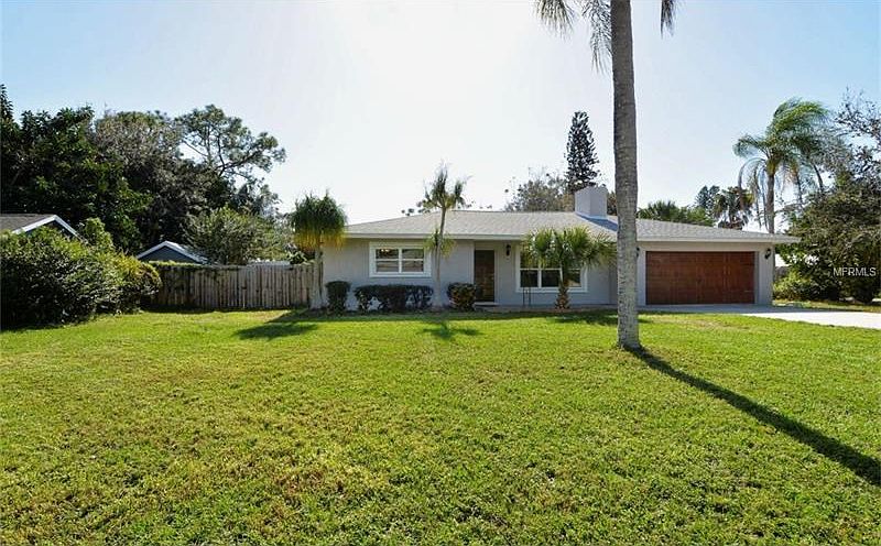 1st image of 2426 Arapaho St