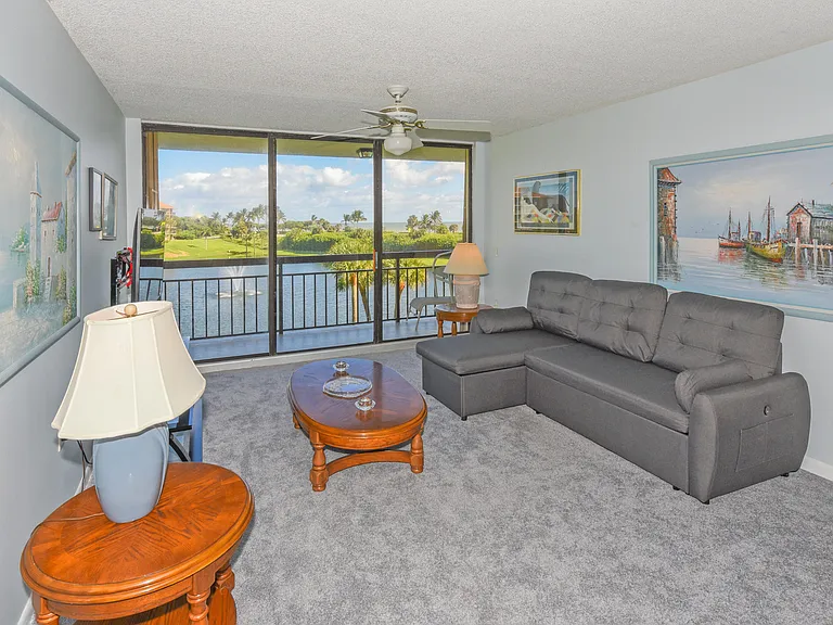 601 S Seas Dr #303 — Photo 11
