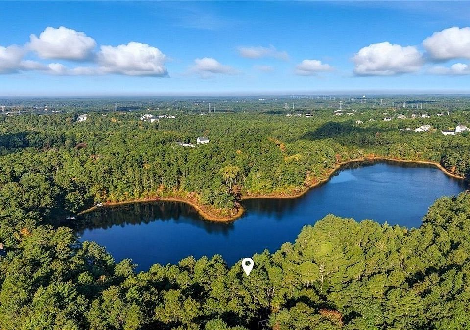 1st image of 100 Little Herring Pond Rd