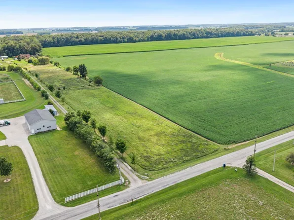 Tbs 1100 North Rd, Roanoke, IN 46783