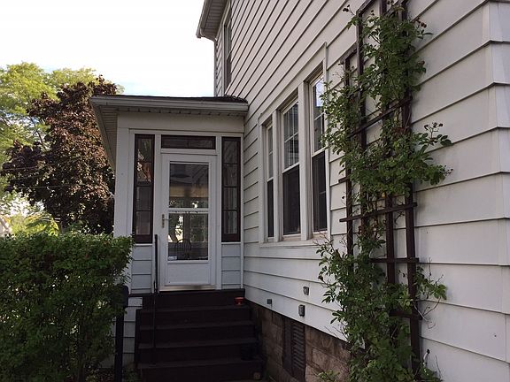 2nd image of 191 Park Ave