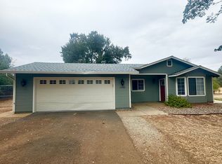 1040 Michael Ln, Redding, CA 96002