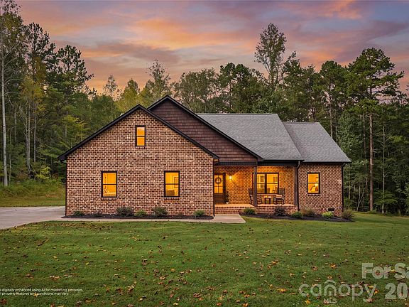 2nd image of 5615 Lou Ln