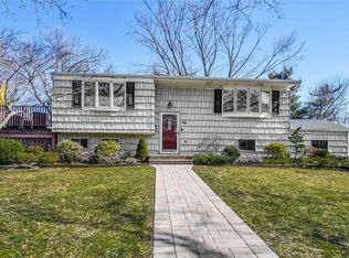 53 Victor Dr, East Northport, NY 11731