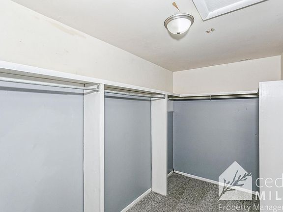 4th image of 2445 N Chautauqua Ave