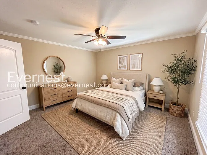 2 bed, 3.0 bath, 1395 sqft, $1,900 — Photo 4