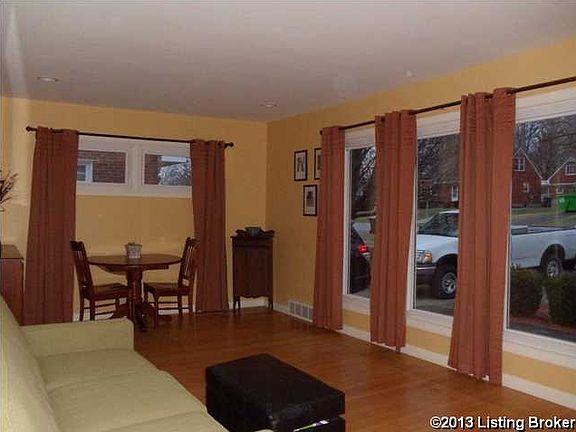 4th image of 12205 Saint Clair Dr