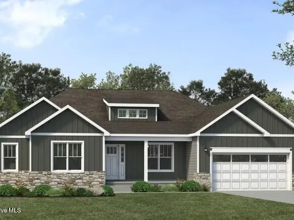102 Delaware Dr, Newport, NC 28570