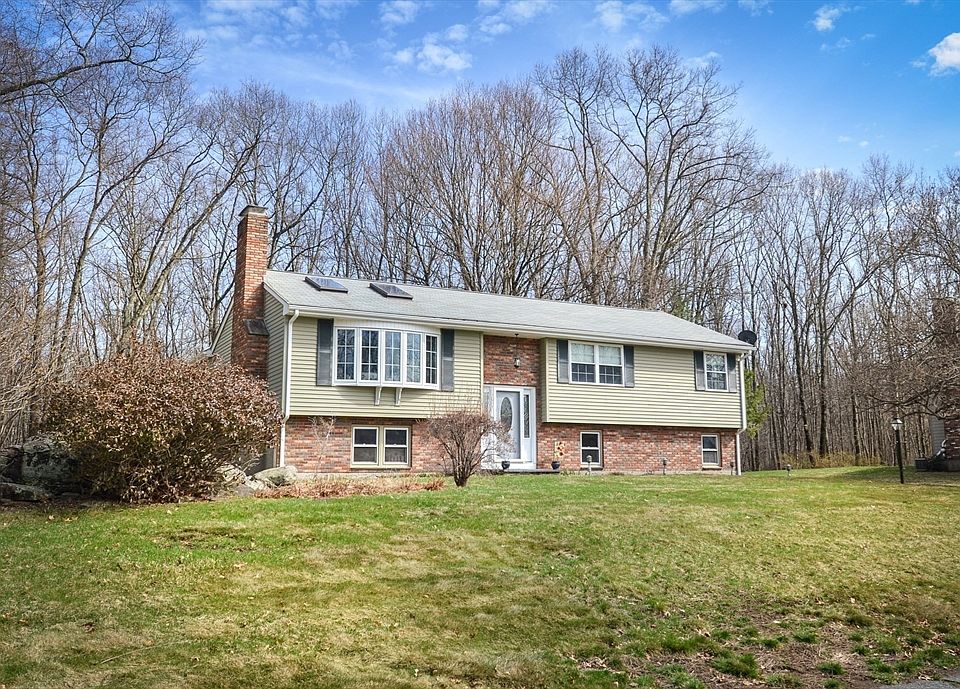1st image of 39 Cypress Ave