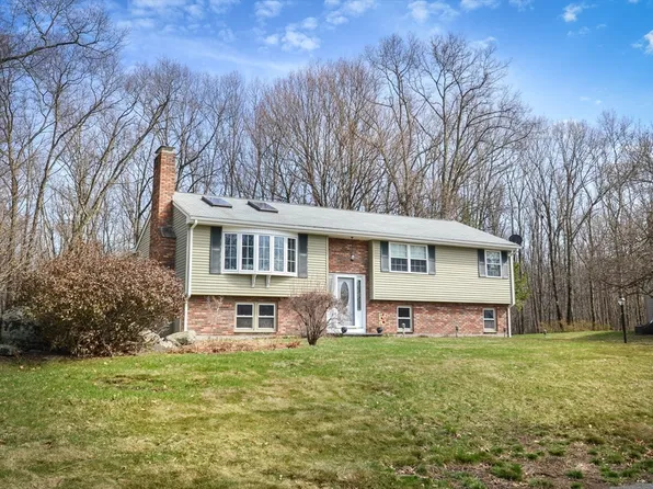 39 Cypress Ave, Shrewsbury, MA 01545