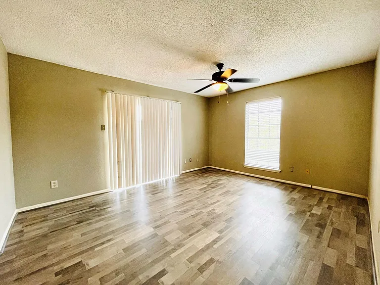 2800 Jeanetta St #1702 — Photo 10