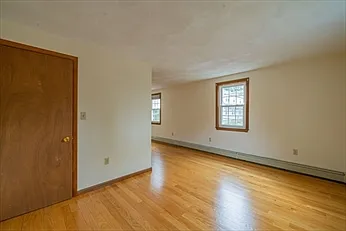 16 Crescent Hill Ave — Photo 9