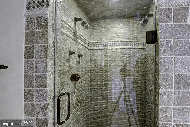 10501 Chancery Ct — Photo 6